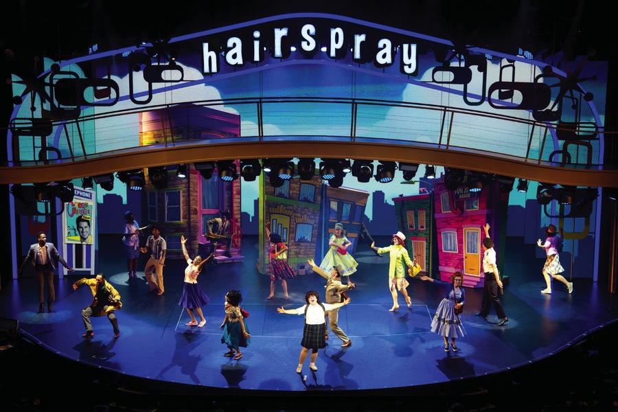 Royal Caribbean International, Symphony of the Seas, Hairspray Show 2.jpg
